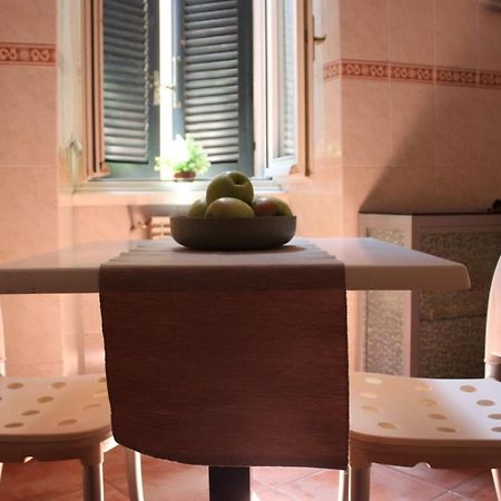 Colosseum New Charming Apartment Roma Dış mekan fotoğraf