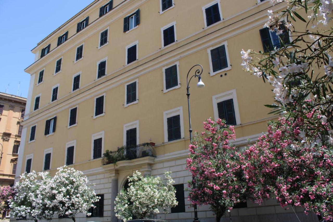 Colosseum New Charming Apartment Roma Dış mekan fotoğraf